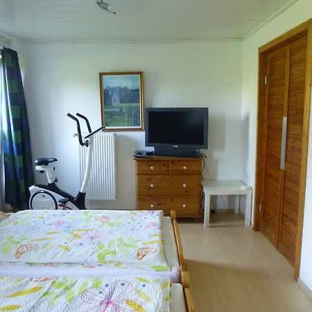 Ferienwohnung Stoeterau - Ebenerdige Fewo Mit Sonnenterrasse Erfde Екстериор снимка